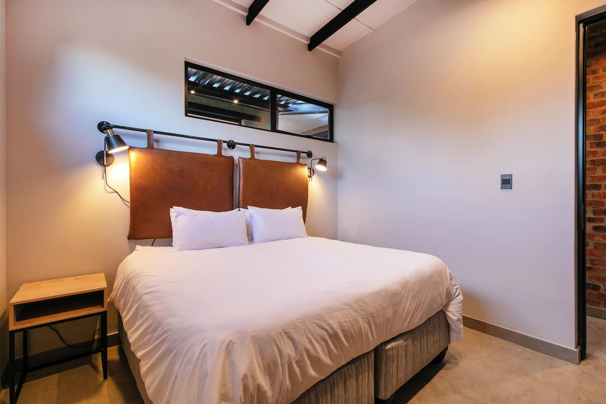 Appartement, 1 slaapkamer | 2 slaapkamers, een strijkplank/strijkijzer, gratis wifi
