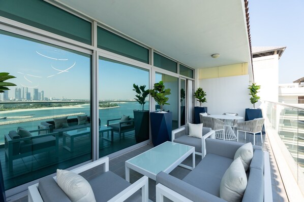 Apartment | 1 bedroom - Urban 1BR Palm Apt w Beach Access (Dubai)