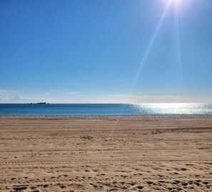 Unclassified image, 5 of 10, button