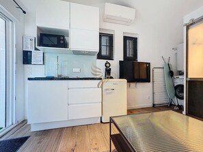 Immagine non classificata, 5 di 11, pulsante