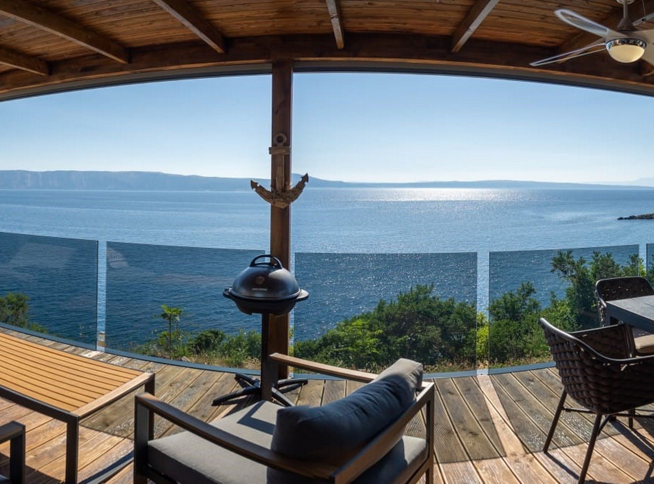 House (Two Bedroom Mobile Home with HotTub) | Balcony