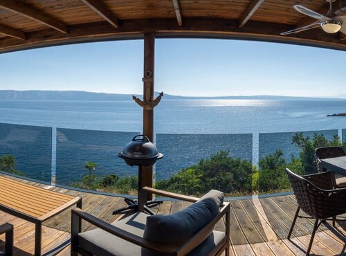 Seaside Deluxe Escape at Klenovica Camping