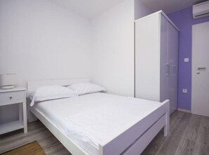House (Holiday House) | 2 bedrooms, free WiFi - Holiday House Neda (Rogoznica)