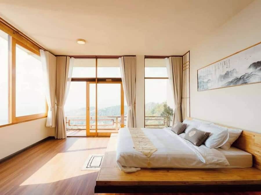 Family Room, Lanai, Mountain View | Soundproofing, free WiFi