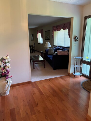 Temp studio apt on lake in Mandarin w WiFi near Mayo, Beach,  and St.Augustine 