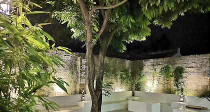 Serenity Courtyard Hotel