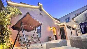 Comfort Cottage, 4 Bedrooms, Courtyard View | Exterior