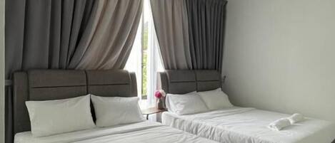 Superior Quadruple Room | Bathroom