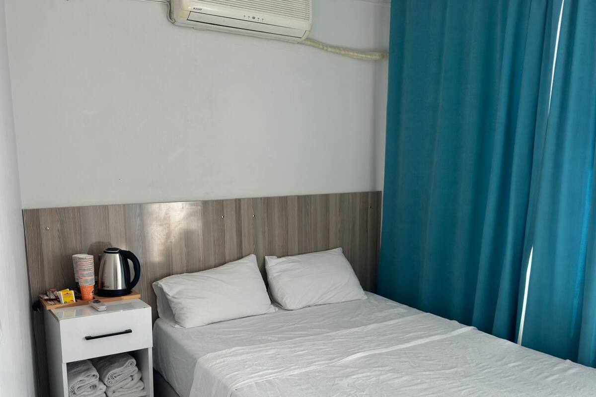Classic Double Room, Sea View | Laptop workspace, WiFi (free), bed sheets