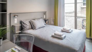 Deluxe Studio | 1 bedroom, laptop workspace, soundproofing, free WiFi