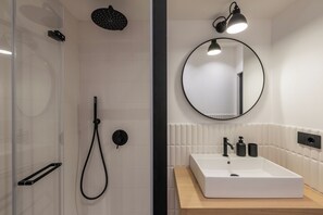 Comfort Apartment | Bathroom | Bidet - Le Giacose Design by Wonderful Italy (Turin)