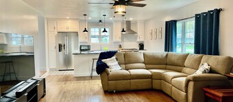 This house is a 2 bedroom(s), 2 bathrooms, located in La Porte , IN.