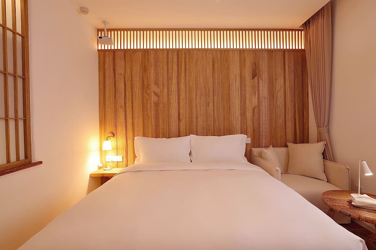 Basic Double Room, Non Smoking, Private Bathroom