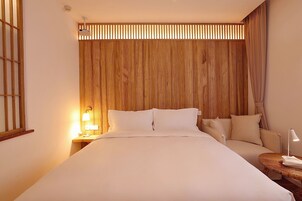 Basic Double Room, Non Smoking, Private Bathroom | Desk, laptop workspace