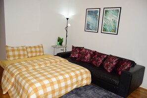 2 Schlafzimmer, Bügeleisen/Bügelbrett, WLAN, Bettwäsche