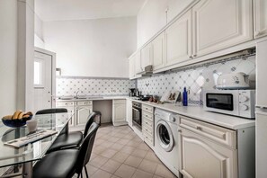 Fridge, microwave, oven - Villa Oahu (Albufeira)