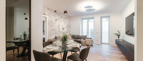 Apartment | 3 bedrooms, premium bedding, down comforters, iron/ironing board