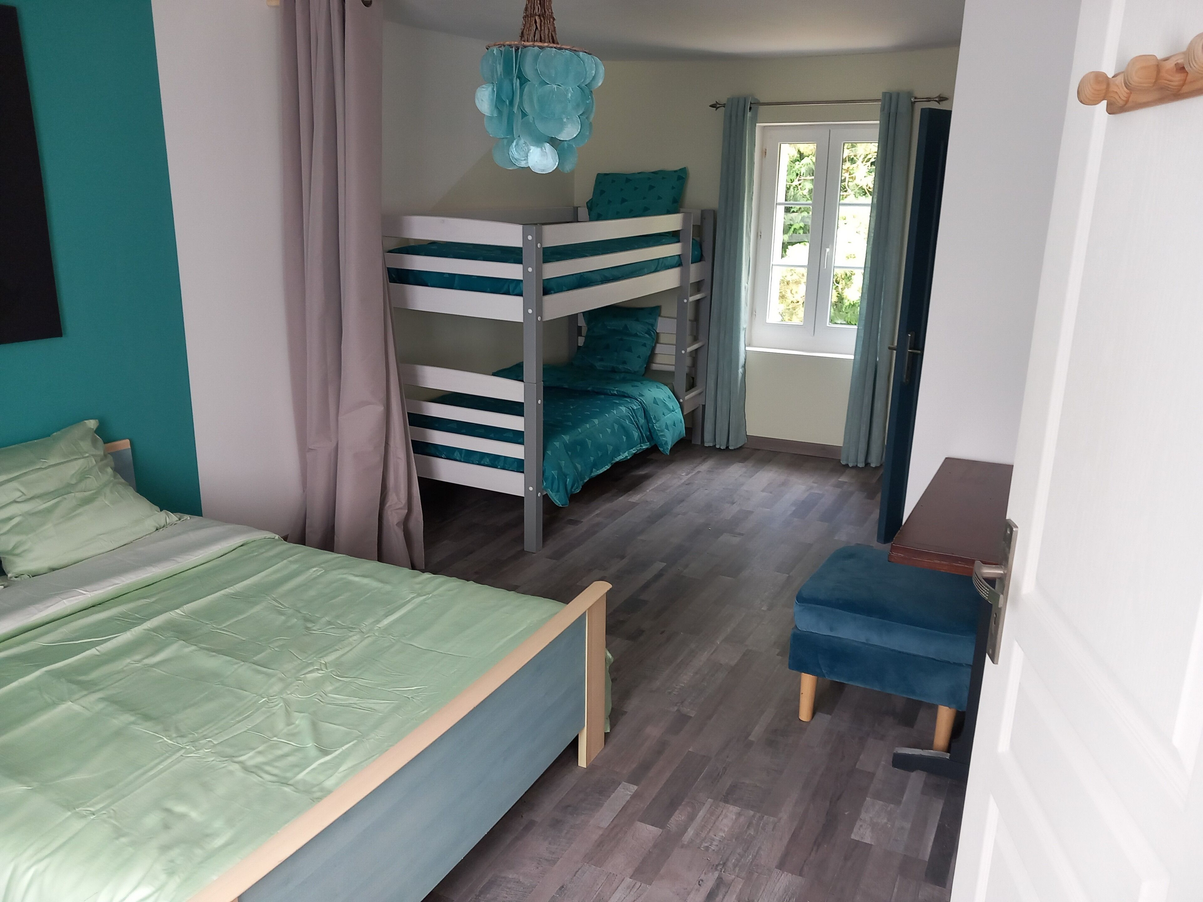 3 bedrooms, iron/ironing board, travel cot, WiFi