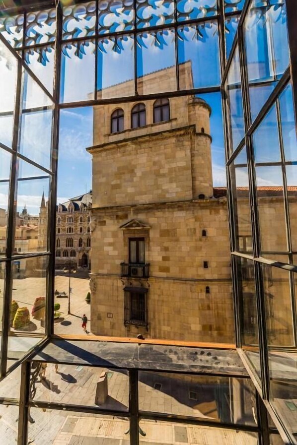 Dortoir Partagé, dortoir mixte, vue ville | Couette en duvet d'oie, Wi-Fi gratuit, draps fournis