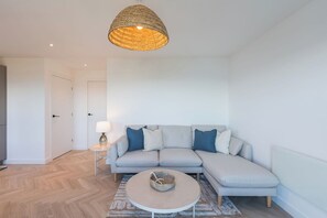 Smart TV - Stunning sea views across the Anglesey coastline from your luxury penthouse apartment (Anglesey)