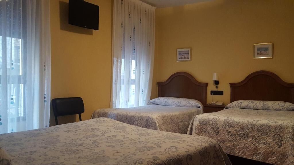 Foto - Hostal Guzman El Bueno by gaiarooms