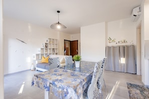 Apartment | 3 bedrooms - Holidays in Arma di Taggia by Wonderful Italy (Taggia)