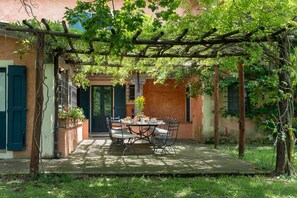 Villa | 6 Schlafzimmer