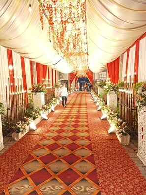 Banquet hall - Hotel Atharv By GRB (Varanasi)