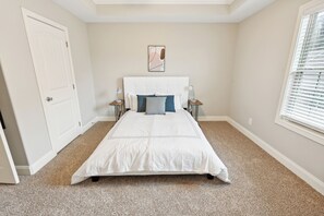 2 bedrooms, desk, iron/ironing board, travel crib