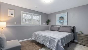 4 bedrooms, iron/ironing board, travel cot, WiFi