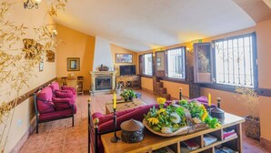 Villa, Mehrere Schlafzimmer, Raucher, eigener Pool | Wohnzimmer