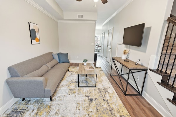 Smart TV, offices
