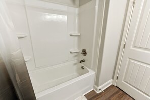 Hair dryer, towels - Biltmore Luxury 1513 #8 Townhomes l 2Bd 2 Bth (Clarksville)