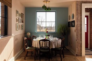 تناول الطعام