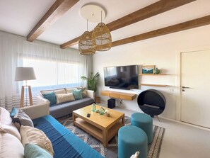 45-inch LCD TV with satellite channels - El Gouna - BIRD NEST (El Gouna)