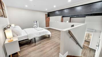 2 間睡房、熨斗/熨衫板、Wi-Fi、床單