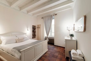 Room - Pardo Apartments  (Locarno)
