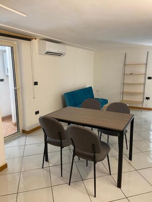 Apartment, 2 Bedrooms, Smoking, Balcony | Interior - Dimora Tribunali in the Heart of Historical Center and 300 mt From Metro (Naples)