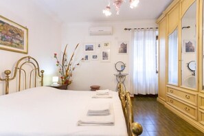 4 Schlafzimmer, Bügeleisen/Bügelbrett, WLAN, Bettwäsche