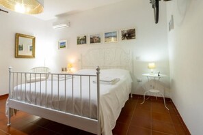 4 bedrooms, iron/ironing board, WiFi, bed sheets - Casaletto Del Pellegrino  (Ponte di Cetti)