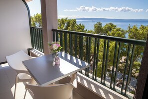 Panoramic Apartment | Balcony view - Amazing Lucija apartments-sea view (Makarska)