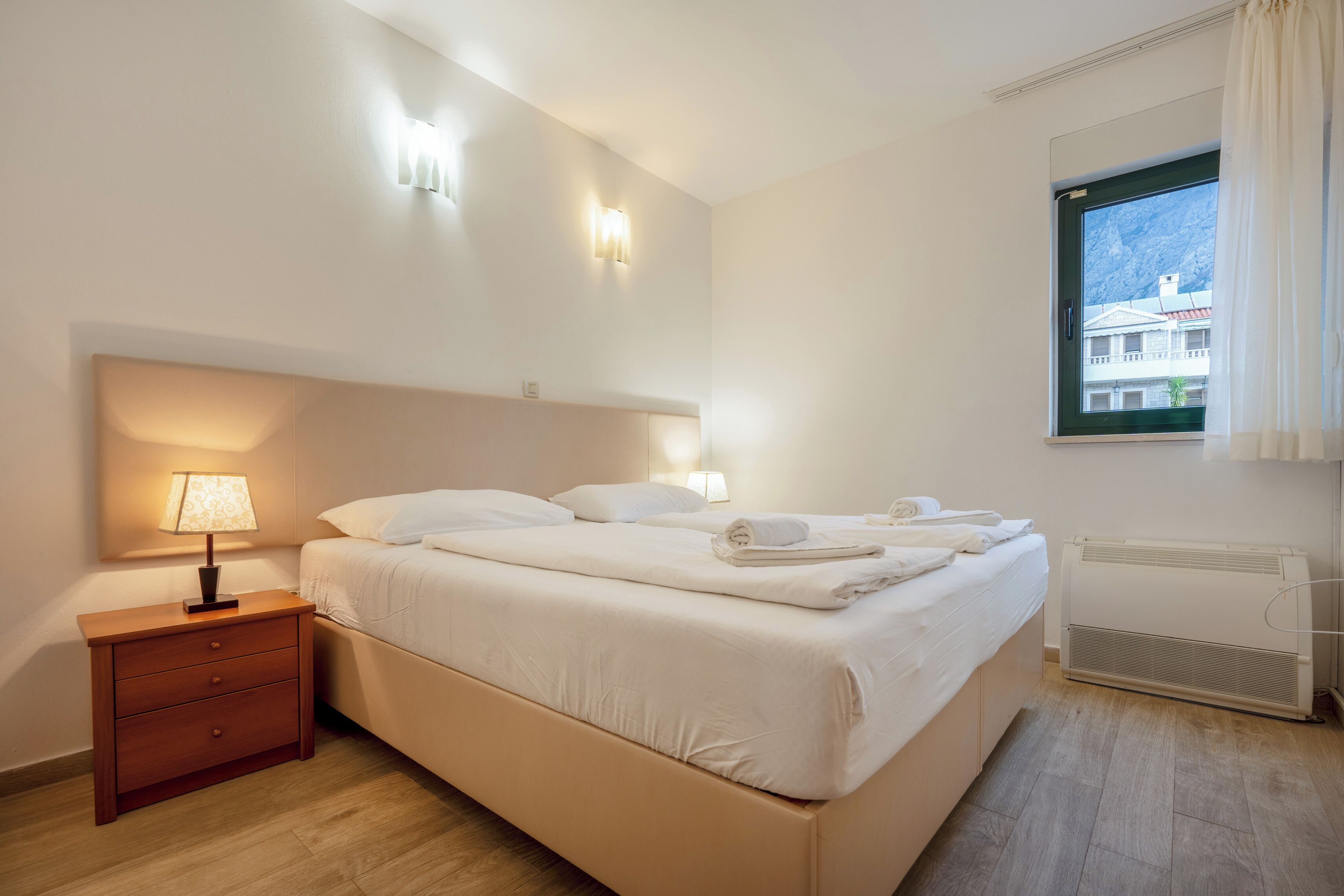 Apartamento Confort | 1 dormitorio, ropa de cama de alta calidad, caja fuerte y escritorio