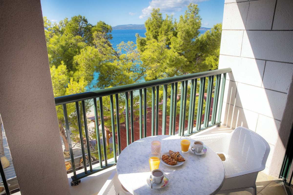 Departamento superior, balcón, vista al mar | Vista del balcón