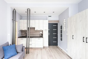 Departamento estándar, 1 cama matrimonial y sofá cama | Área de sala de estar