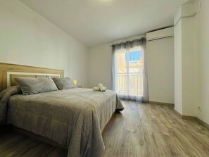 Apartment, 3 Bedrooms, Accessible | 3 bedrooms - Bright Apartment Near Granada Center (Maracena)