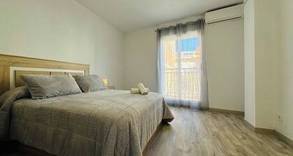 Bright Apartment Near Granada Center