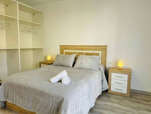 Apartment, 3 Bedrooms, Accessible | 3 bedrooms