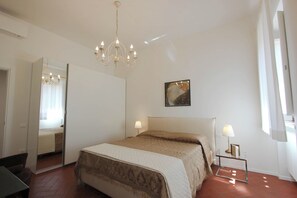 Apartment, Garden View