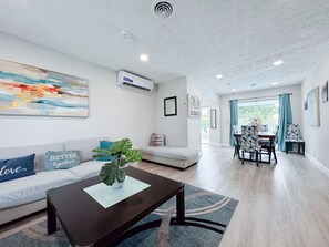 House | 3 bedrooms - Tropical Villa King Bed Pool Top Location (Fort Lauderdale)