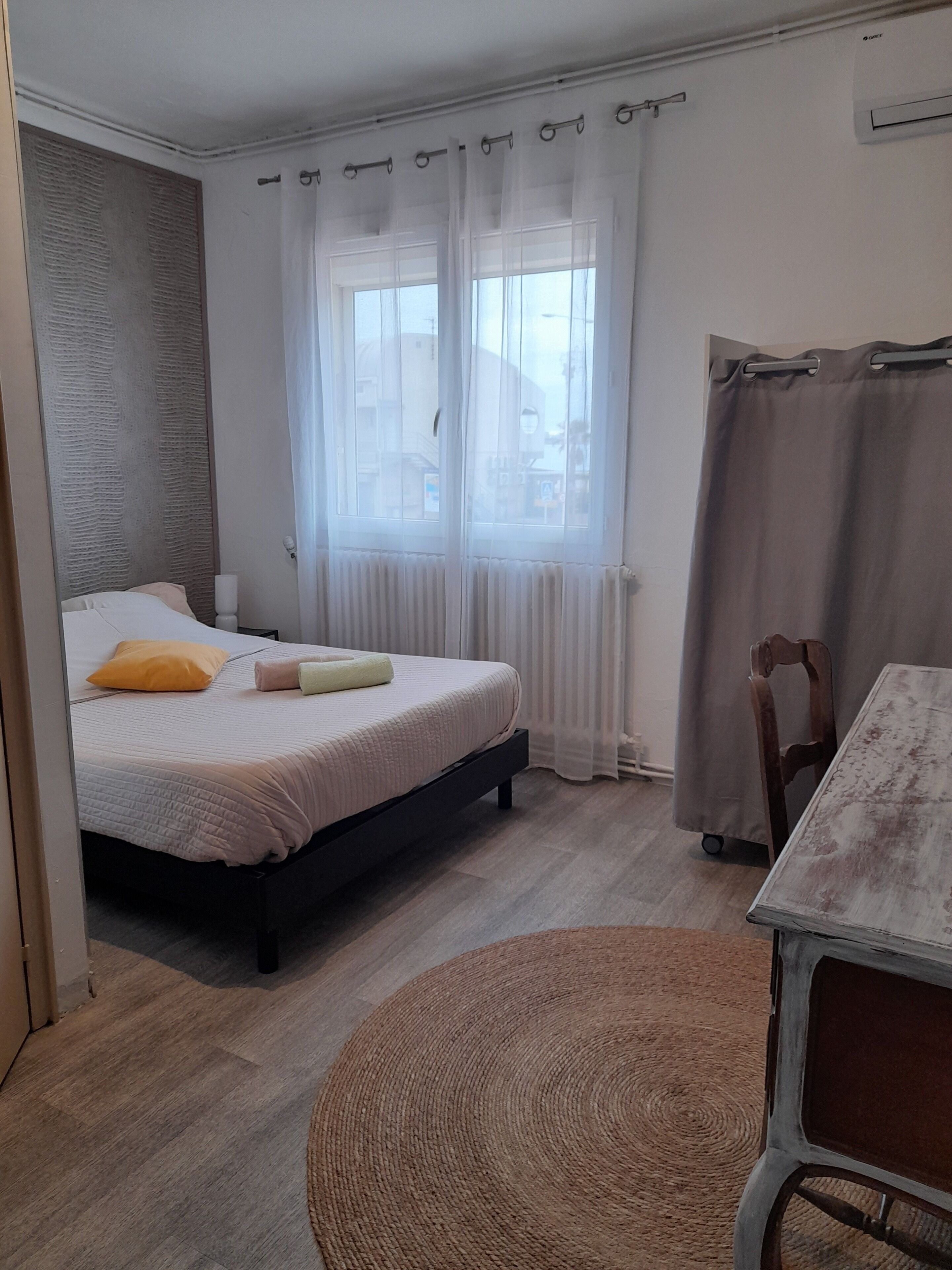 Classic Double Room | Desk, free WiFi